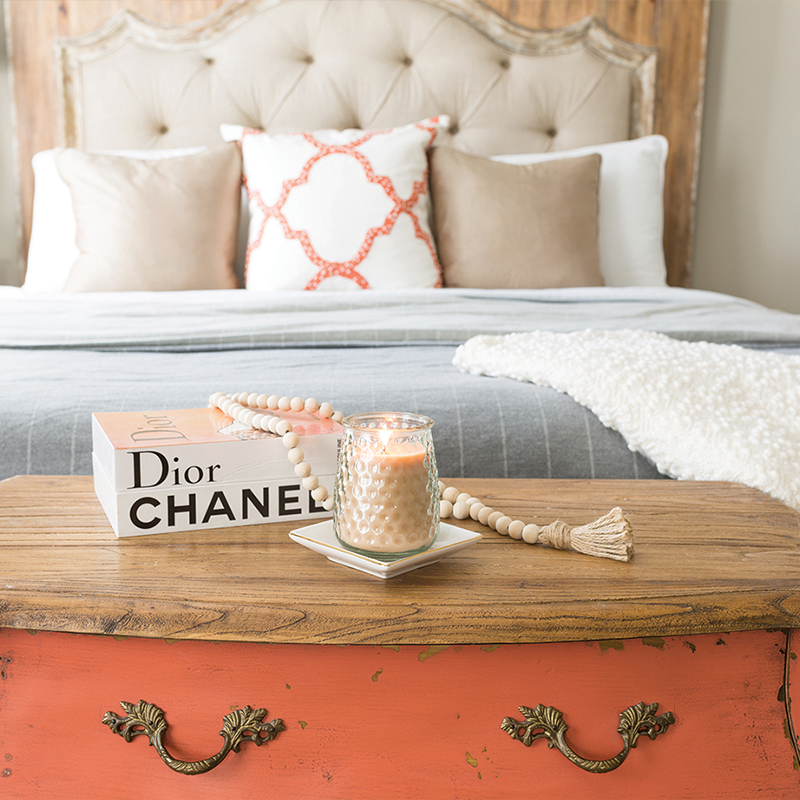 Cashmerekiss SIGCANL G bed chest